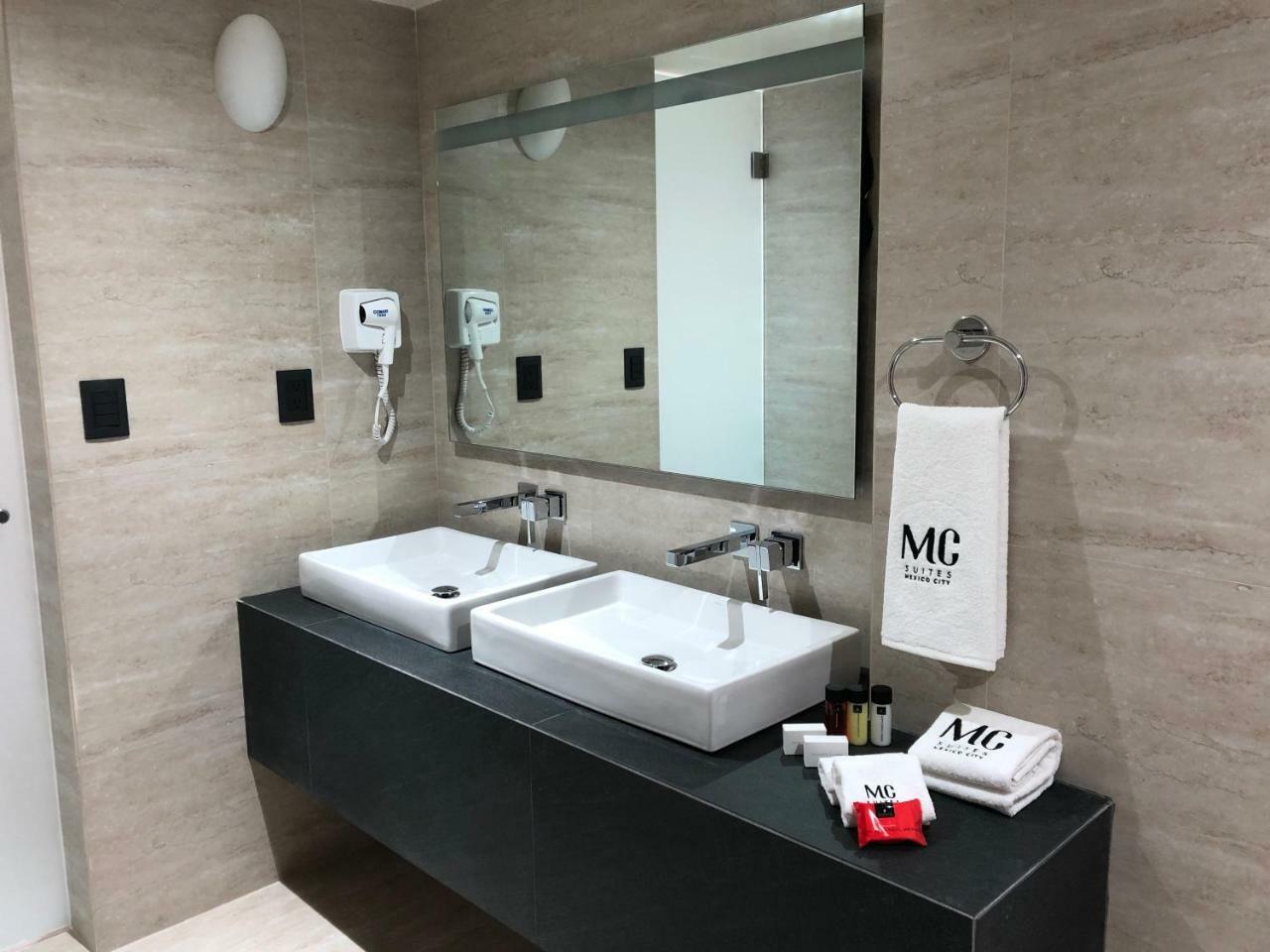 Mc Suites Mexico City Exterior photo Bathroom of a room at MG suites